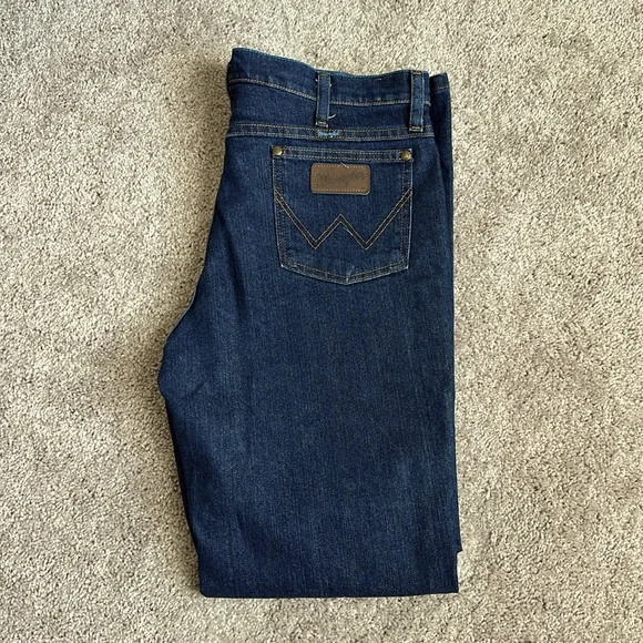 WRANGLER® COWBOY CUT® SLIM FIT JEAN - Picture 4 of 5